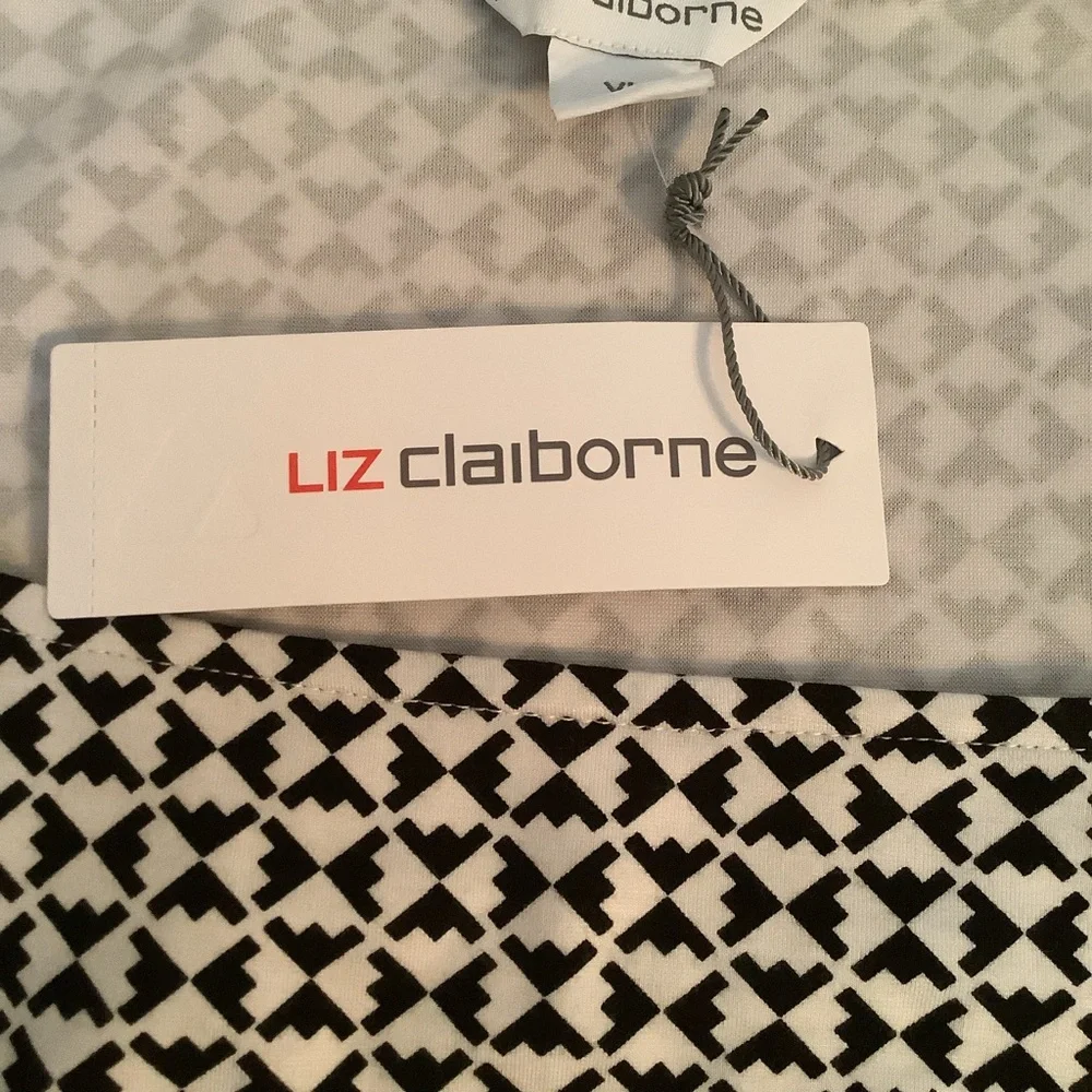 Liz Claiborne Top Short Sleeve White Geo Size XL New - Picture 9 of 11
